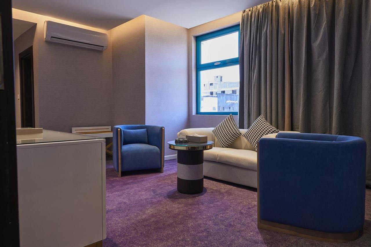 Marvelous Hotel Табук Экстерьер фото