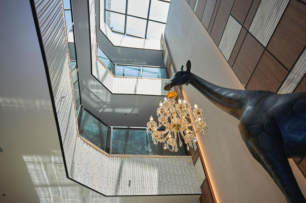 Marvelous Hotel Табук Экстерьер фото