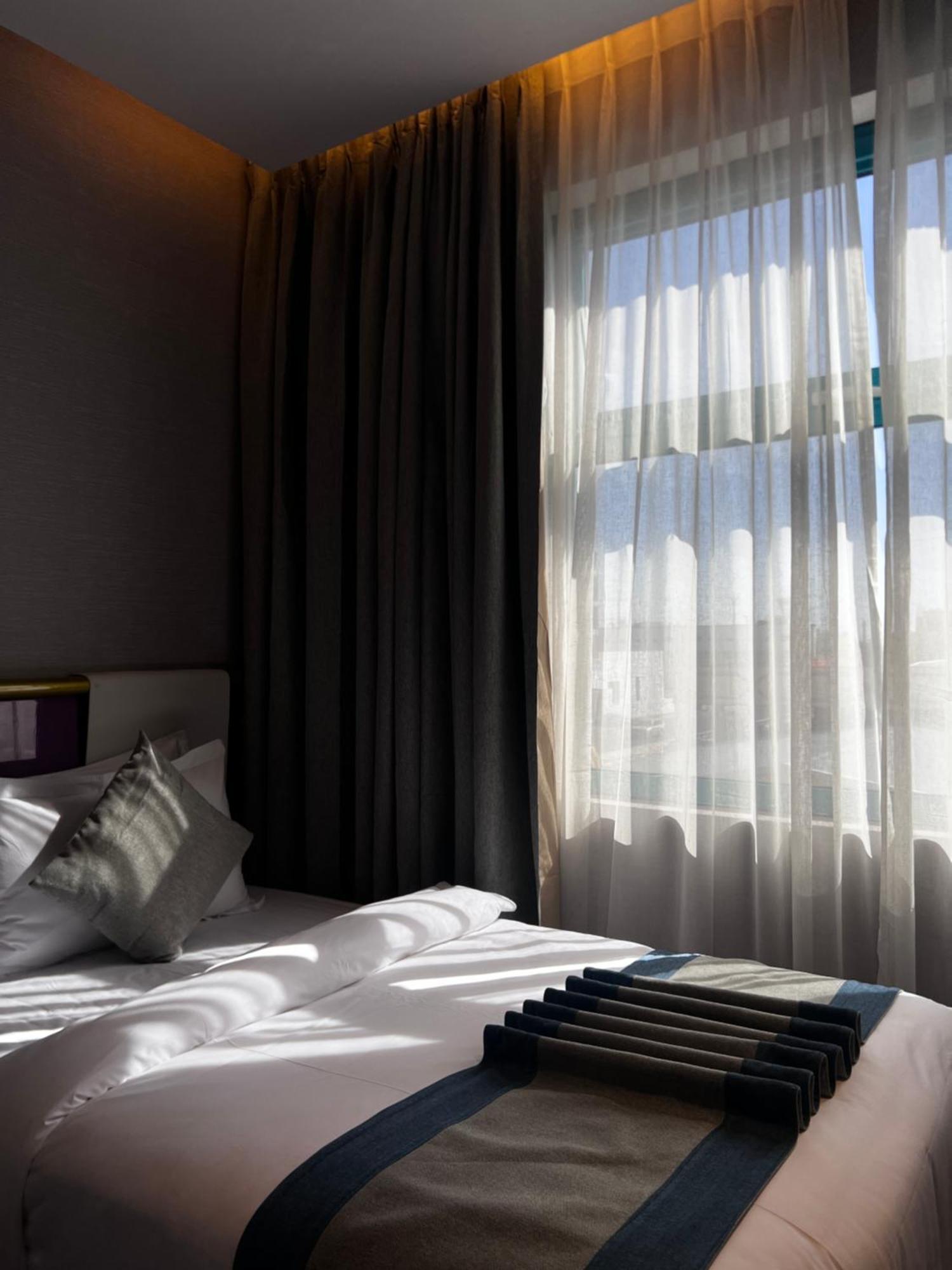 Marvelous Hotel Табук Экстерьер фото