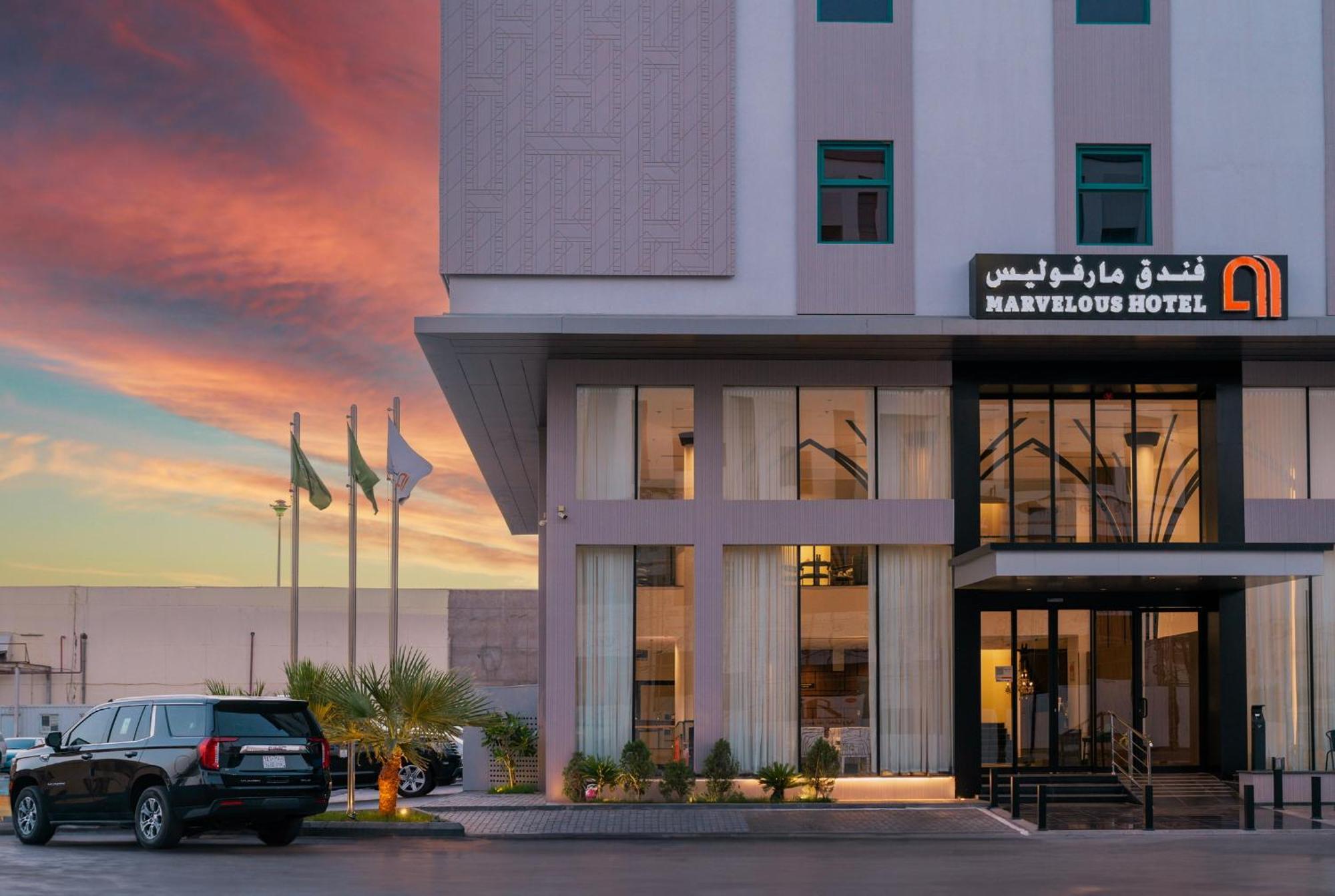 Marvelous Hotel Табук Экстерьер фото